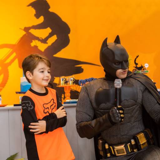Batmam Personagem Vivo Para Festa Infantil em Belo Horizonte, MG por Tutitu Animações
