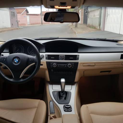 BMW 325i GASOLINA AUTOMÁTICA 2012 por Virtual Carros Particulares