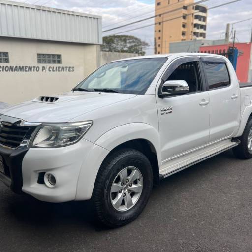 TOYOTA HILUX SRV 3.0 2013 