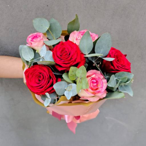 Toque Com Carinho em Foz do Iguaçu, PR por Floricultura As Flores da Carol - Vila A