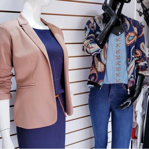 Vitrine da Semana!!! #AzulMarinhoENude em Bauru, SP por Blessing Store 