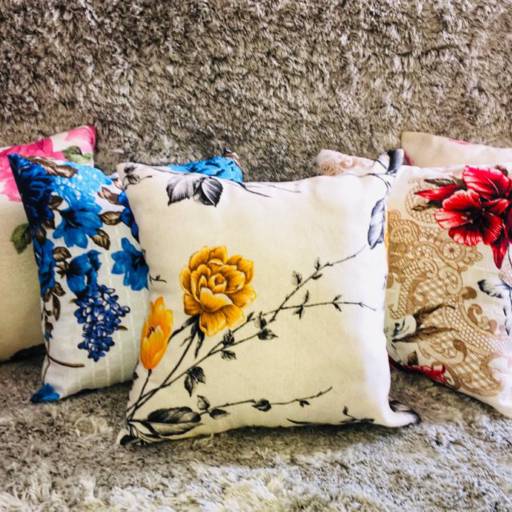 Capas dealmofadas Rústicas diversas  em Osasco, SP por Madalena Decoraçoes
