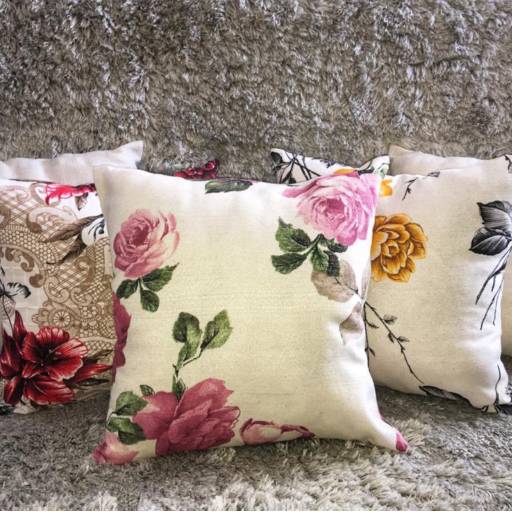 Capas dealmofadas Rústicas diversas  em Osasco, SP por Madalena Decoraçoes