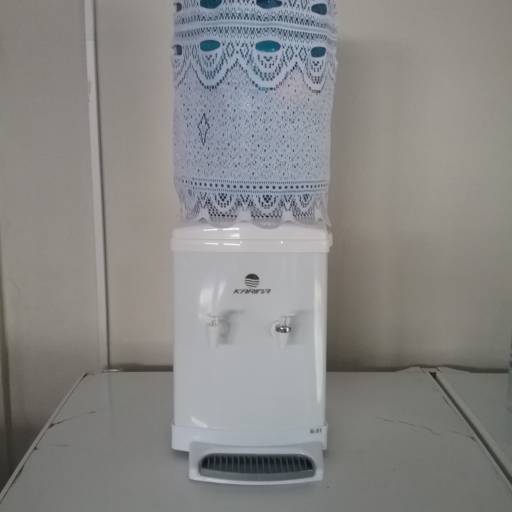 Suporte para galões por Distribuidora de Água Bem-Estar