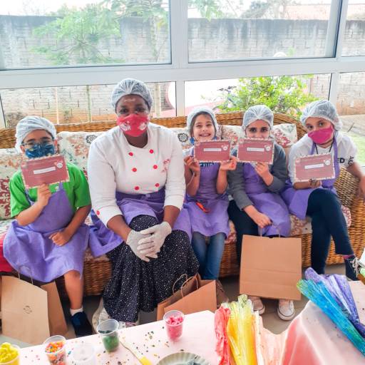 Oficina de Cupcakes para crianças a partir de 6 anos de idade.