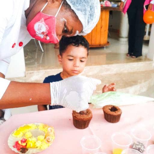 Oficina de Cupcakes para crianças a partir de 6 anos de idade.