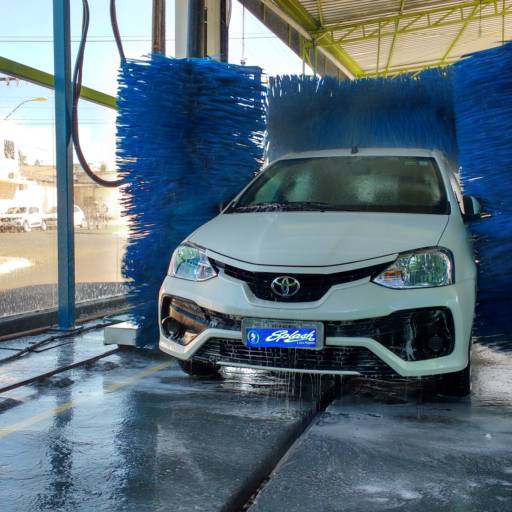 Premium - Carro Pequeno por Splash Lava Rápido