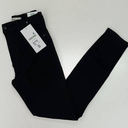 Calça feminina Ouzzare em Uberlândia, MG por Lojas Dom Flavittos