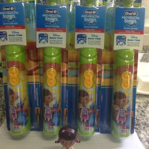 Comprar o produto de Escova Elétrica infantil oral B "Dra.Brinquedo" em A Classificar pela empresa Tia do Sorriso em Mineiros, GO por Solutudo