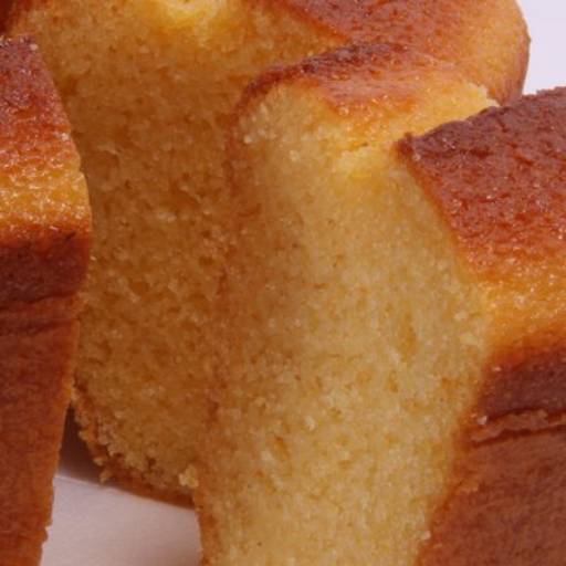 FUBÁ por Casa de Bolos - Jardins