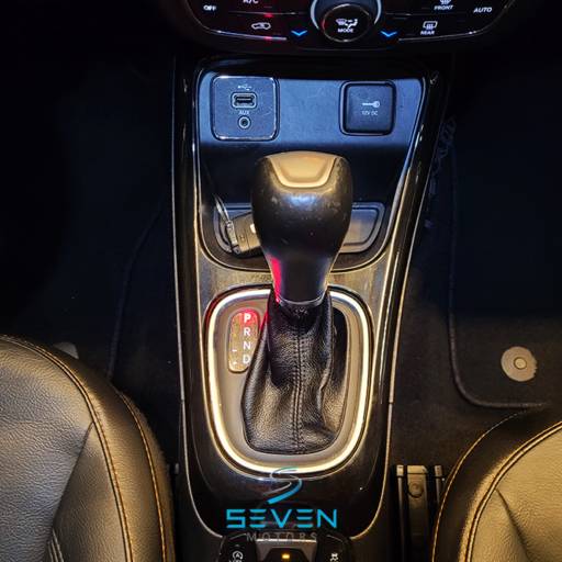 JEEP COMPASS 2.0 16v 4p Limited Flex Automático 2018 em Botucatu, SP por Seven Motors Concessionária