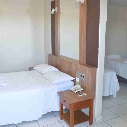 Comprar o produto de Apartamento triplo casal em Viagens e Turismo pela empresa Pilões Palace Hotel em Mineiros, GO por Solutudo