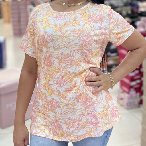 Blusa básica Malwee feminina adulta  em Uberlândia, MG por Lojas Dom Flavittos