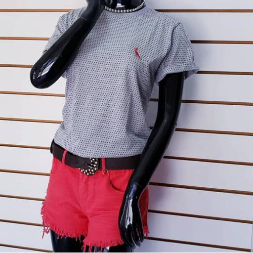 Vitrine da Semana!!! #VermelhoComMescla em Bauru, SP por Blessing Store 