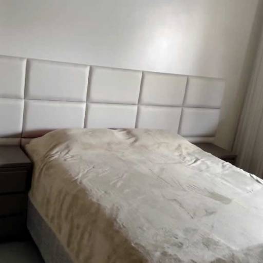 Cabeceira almofadada com criados Móveis Peixoto