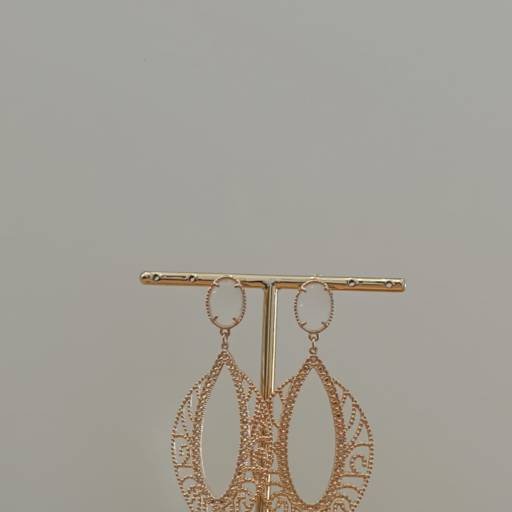 Comprar o produto de Brinco dourado com pedra branca semi-joia MyF em Roupas e Acessórios pela empresa Loja Ego 3 p - Roupas e Acessórios Femininos em Botucatu, SP por Solutudo