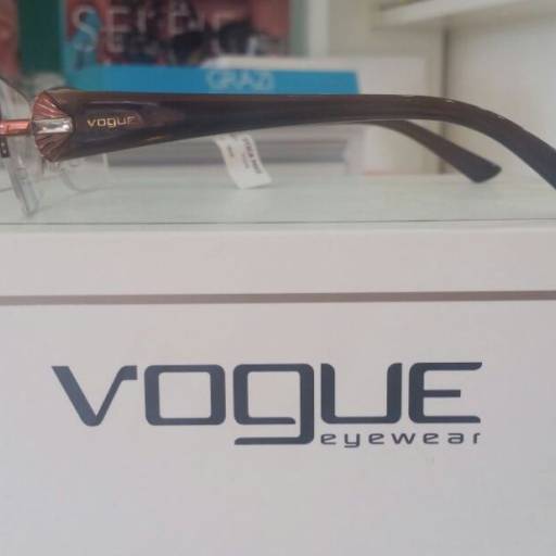 Vogue 3864B por Ótica Foco