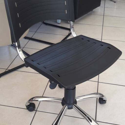Comprar o produto de Cadeira ISO em A Classificar pela empresa Rozinelli Móveis para Escritório em Americana, SP por Solutudo