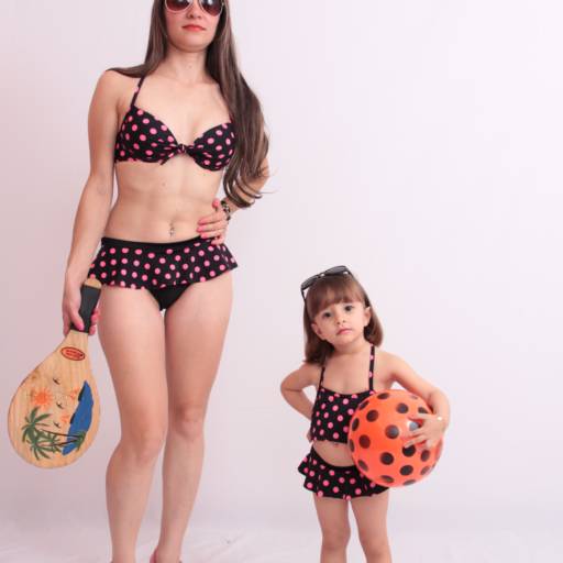 Biquíni mãe e filha/o por Helô Costa
