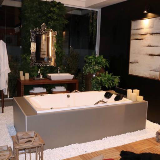 Banheira Gloriosa  em Colombo, PR por Amazon Spa - Loja Alphaville