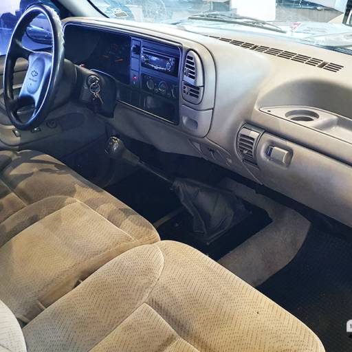 CHEVROLET SILVERADO 4.1 DLX CABINE SIMPLES- 1998 em Botucatu, SP por AJ Veículos