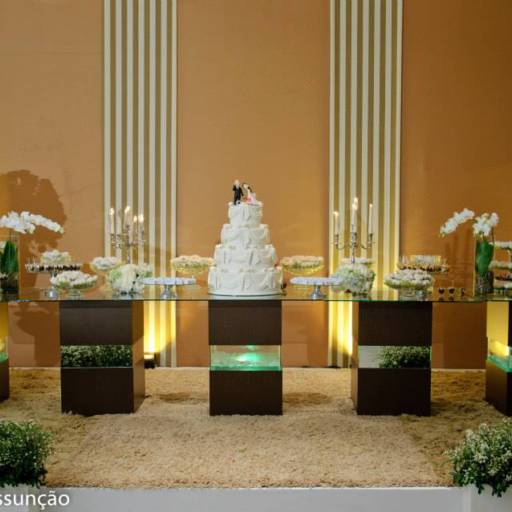 Decoração e Buffet por Casa Nova Noivas Buffet e Decorações