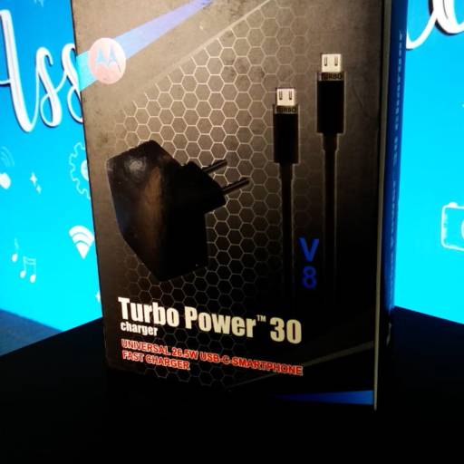 Carregador Turbo 3.0 Motorola em Santa Bárbara D'Oeste, SP por Fixcell - Conserto de Celulares em SBO
