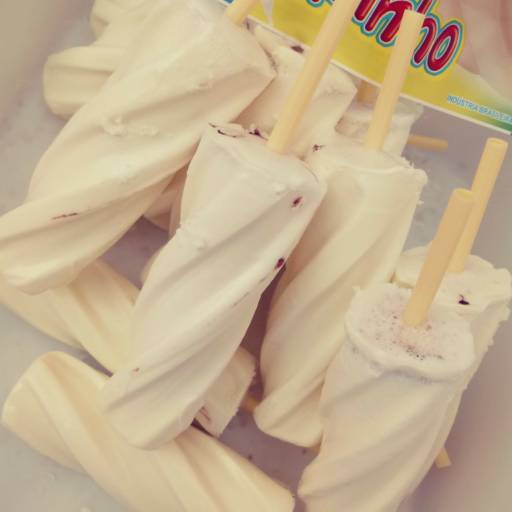 Ituzinho recheado por Sorveteria Doce Sabor