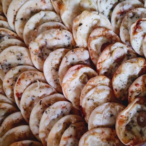 Mini pizza de queijo