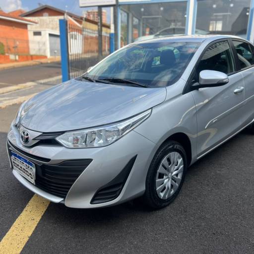 TOYOTA YARIS 1.5 XL LIVE 2020 em Botucatu, SP por Ricardo Veículos Multimarcas