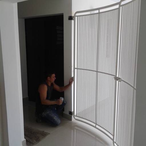 Grades sob medida por Serralheria Brusp