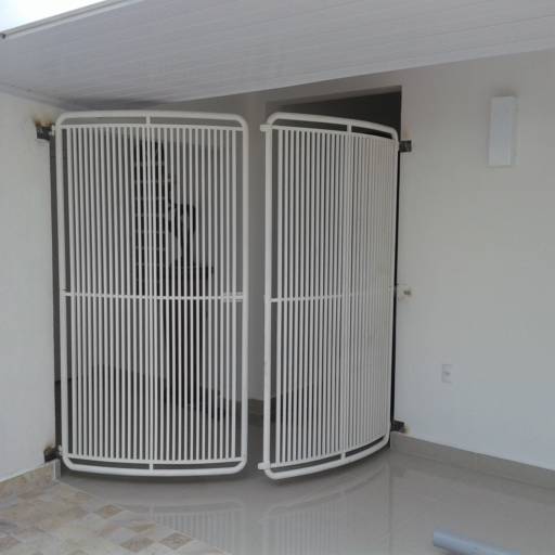 Grades sob medida por Serralheria Brusp