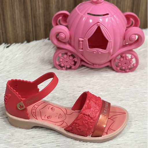 Sandália infantil Grendene + brinde