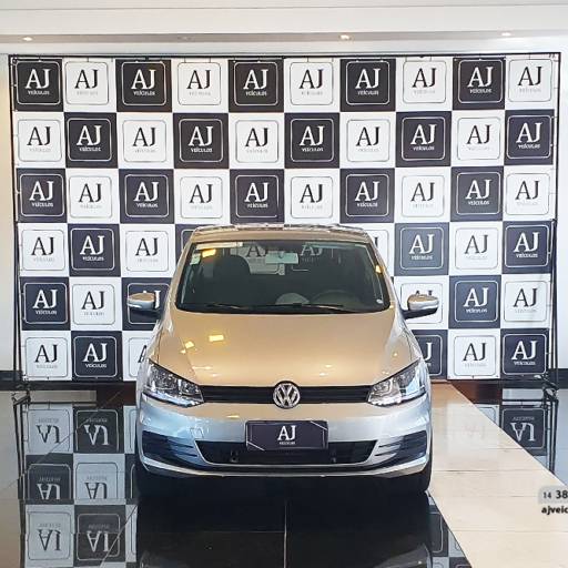 VOLKSWAGEN FOX 1.6 4P MSI TRENDLINE FLEX- 2015/2016 em Botucatu, SP por AJ Veículos