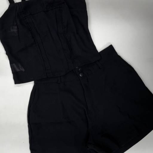 Conjunto feminino Kênia Camões