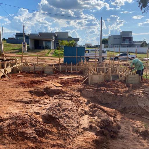 Fundação - Viga Baldrame em Riviera de Santa Cristina XIII, SP por RV Engenharia e Construção