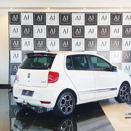 VOLKSWAGEN FOX 1.0 4P SELEÇÃO FLEX- 2014 em Botucatu, SP por AJ Veículos