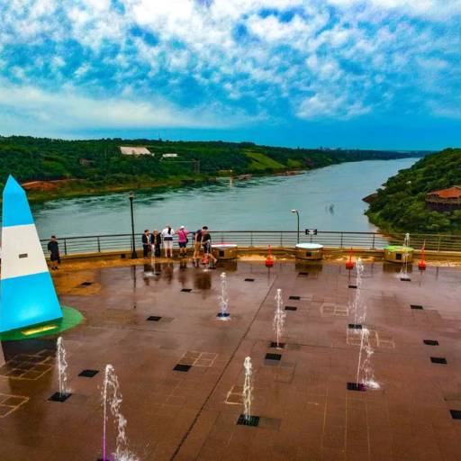 Taxi para o Marco das Três Fronteiras por Taxi em Foz do Iguaçu Rickardotour