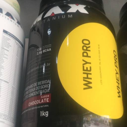 Whey Pro- Max Titanium por Saúde e Vida