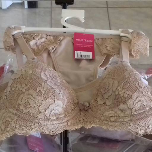 Lingerie  por Glamours Loja da Familia