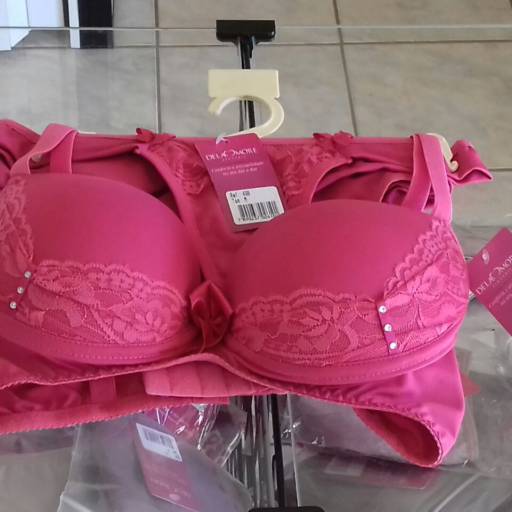 Lingerie  por Glamours Loja da Familia