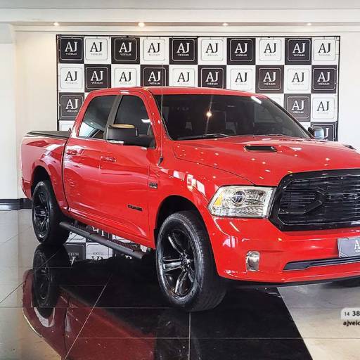 RAM CLASSIC 5.7 V8 32V 4P HEMI LARAMIE AUTOMÁTICO- 2022 em Botucatu, SP por AJ Veículos