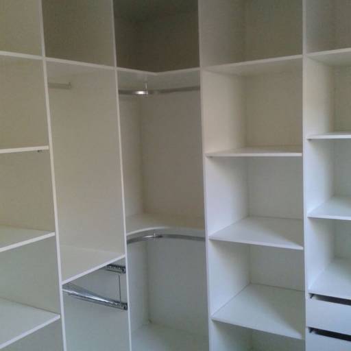 Closet planejado em Avaré por BJA Marcenaria