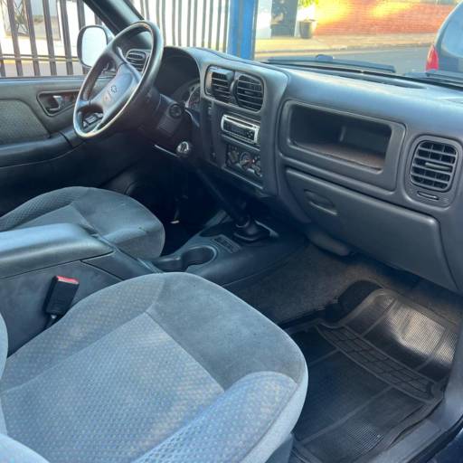 CHEVROLET S10 2.4 ADVANTAGE CD 2007 em Botucatu, SP por Ricardo Veículos Multimarcas