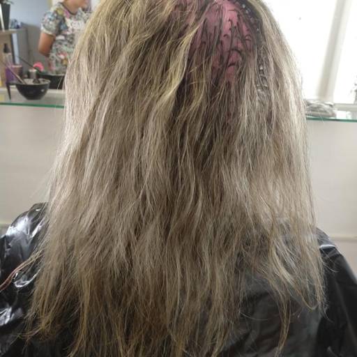 Mechas na touca por Claudia Hair Fashion