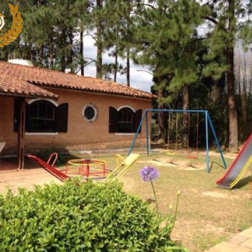 Sítio 1 Al. proxímo a Estrada do Vinho / Código do Imóvel: 27618 por Aj Rodrigues Negocios Imobiliarios Ltda