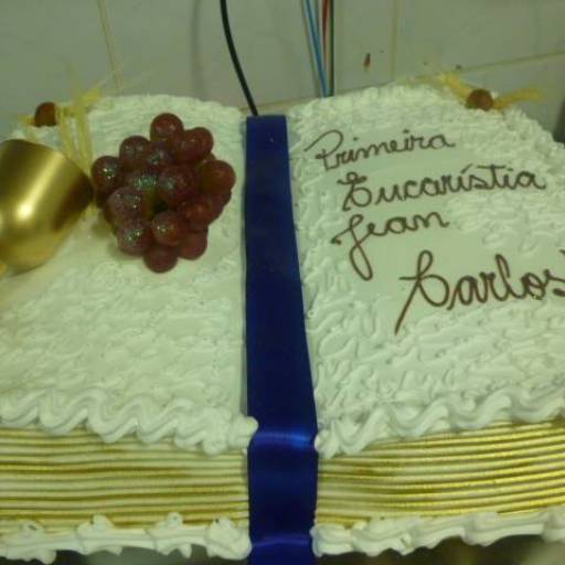 Bolo Comunhão/Crisma por Marta Doces e Salgados