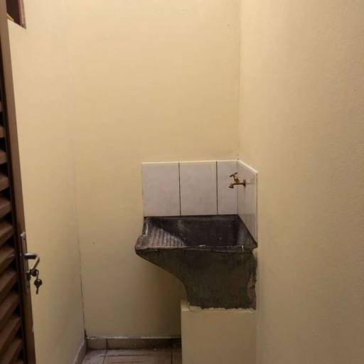 SALÃO PARA ALUGAR NO BAIRRO VILA INDUSTRIAL EM JAU-SP em Jaú, SP por  Imobiliária Perlati