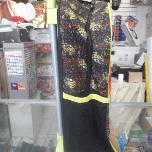 mochila masculina infantil com rodinha por Papelaria Primavera