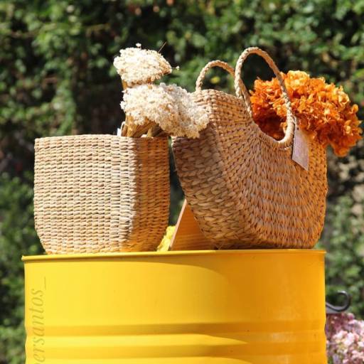 Cestos e Bolsas de Palha